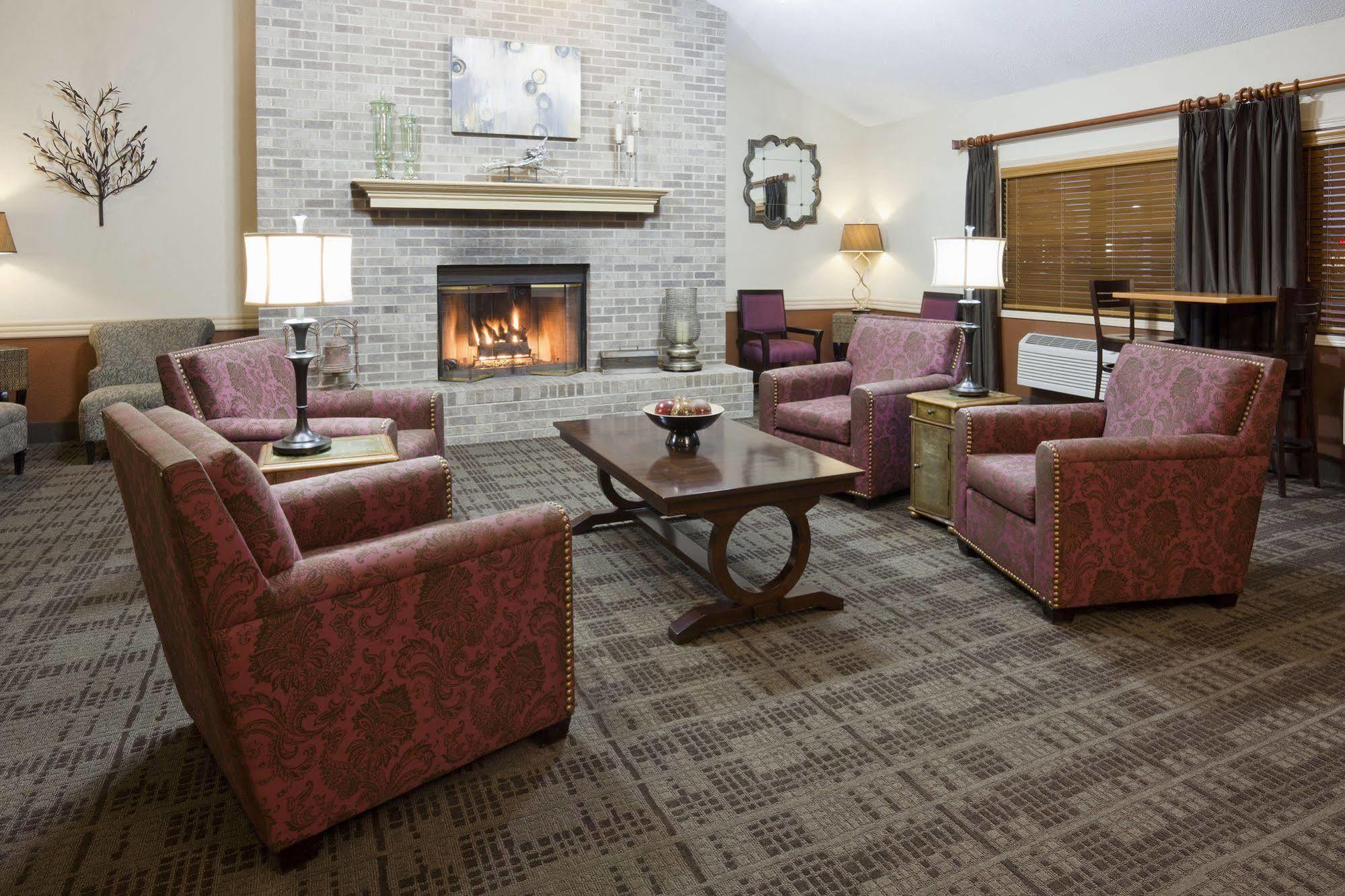 Americinn By Wyndham Osceola Exteriér fotografie