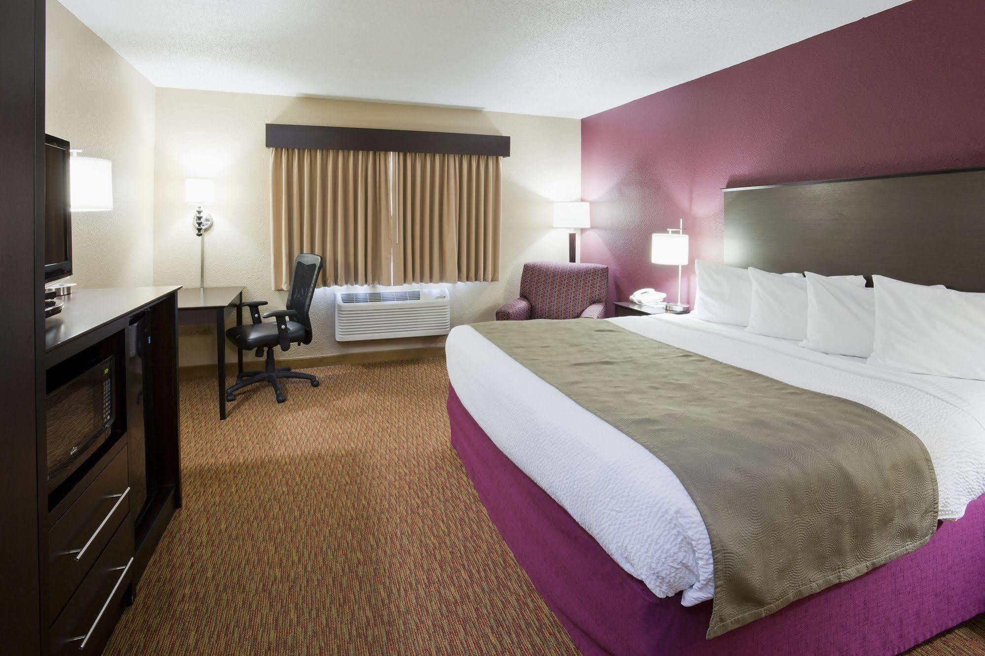 Americinn By Wyndham Osceola Exteriér fotografie